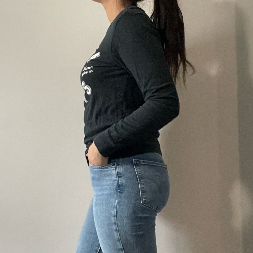 🍁 Roots Dark Grey Long Sleeve T-Shirt - Women's Size  XS 🍁 - Picture 2 of 8